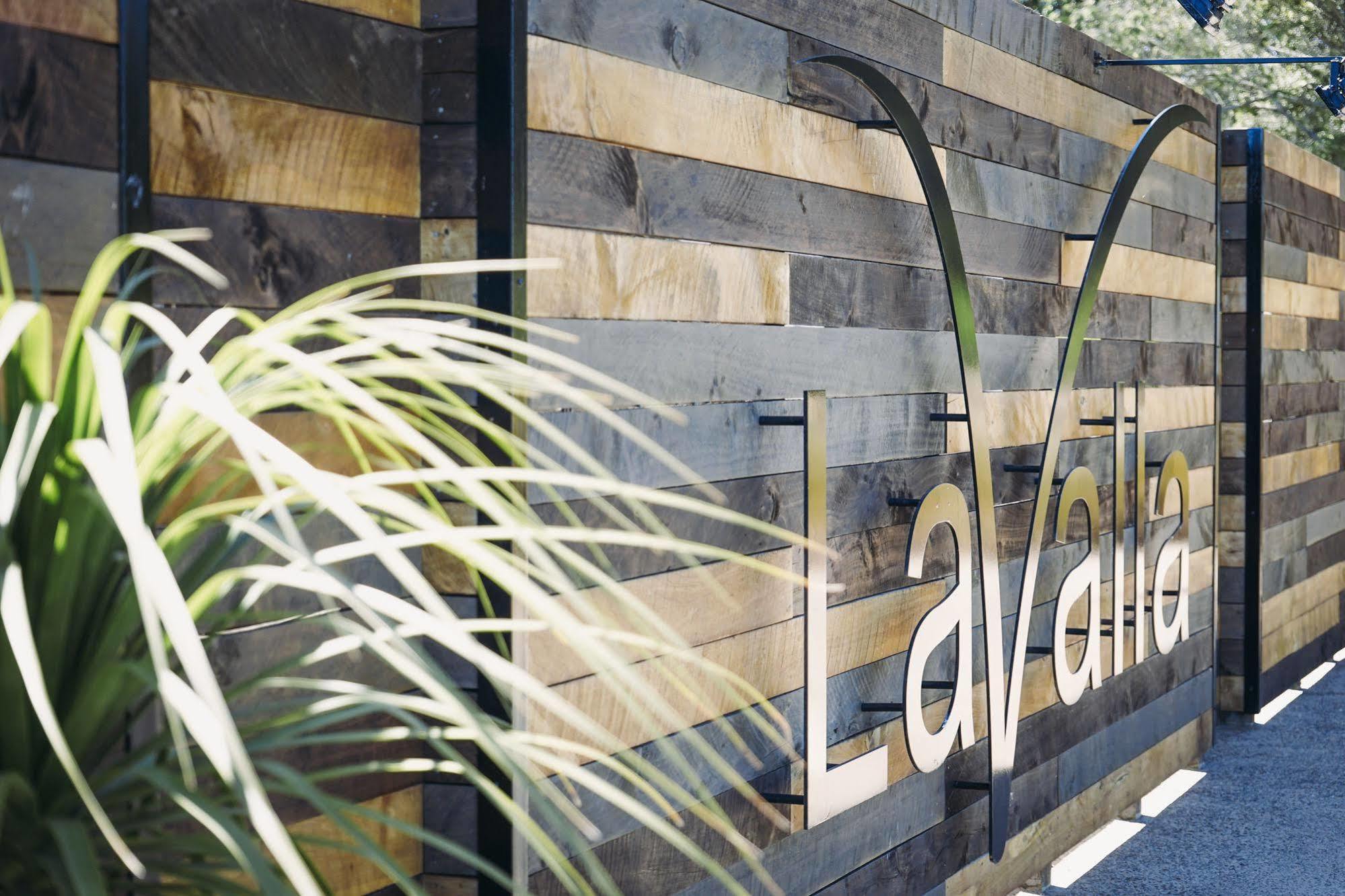 Lavalla Estate Tuakau Exterior photo